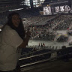 Meet your Posher, Lauren